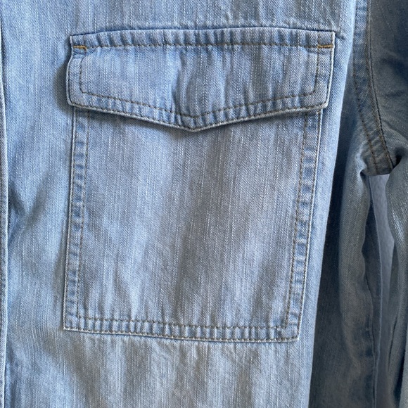 Melrose and Market Denim Button Down Shirt with Frayed Hi Lo Hem - Picture 3 of 6